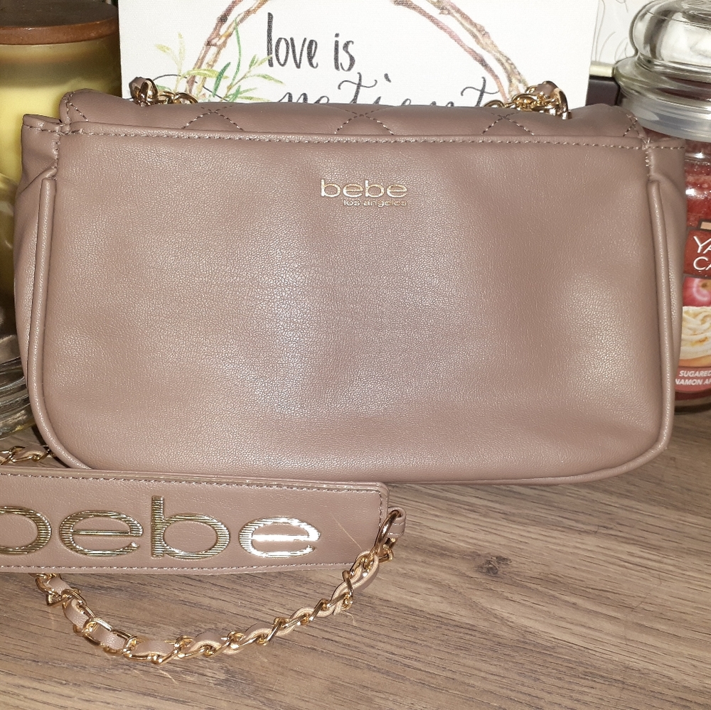 #155 NWOT BEBE Flap Crossbody - Picture 2 of 7